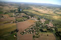 Vue aérienne d'ensemble de la commune de Jose 63